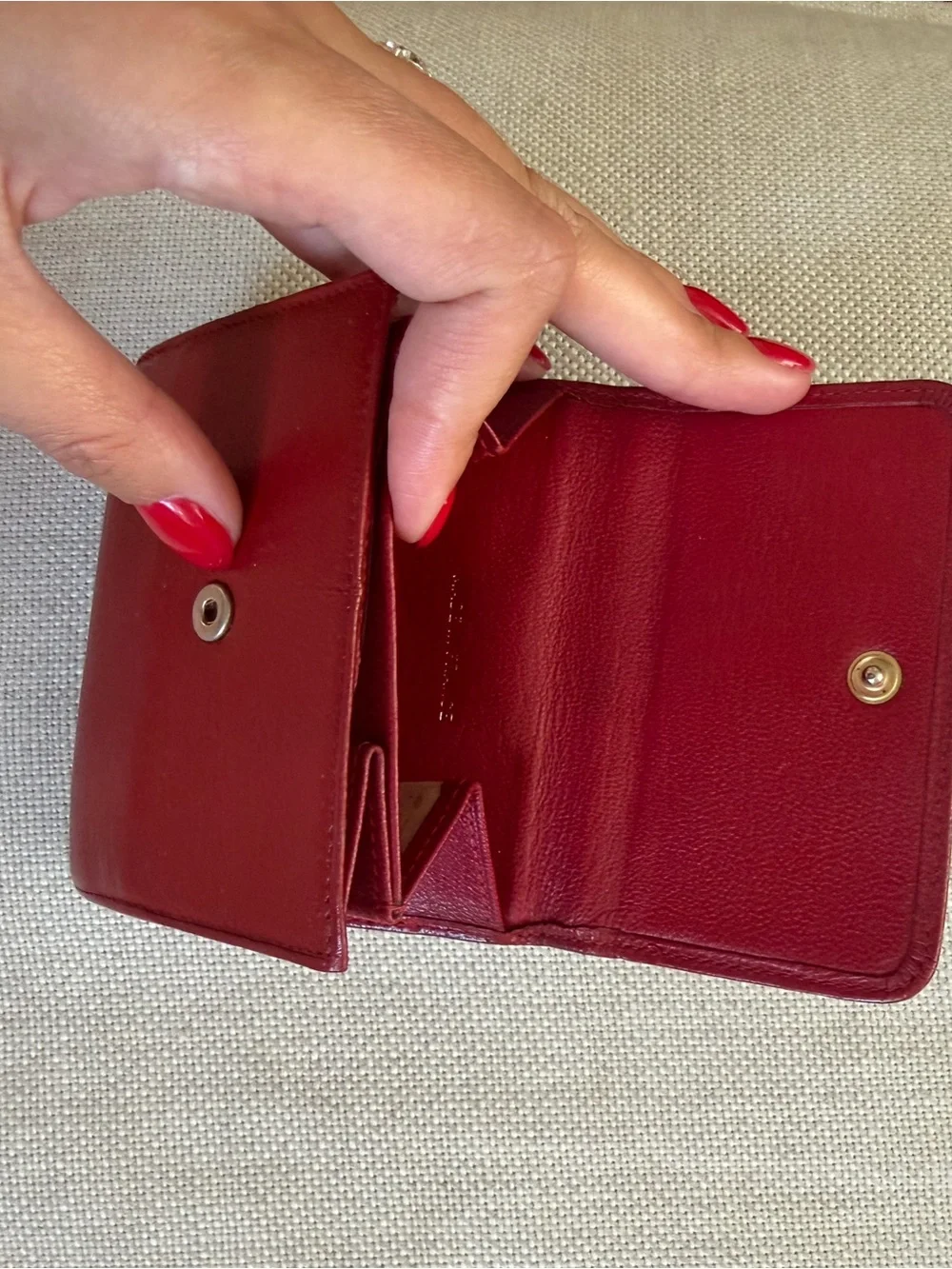 CHANEL classic compact